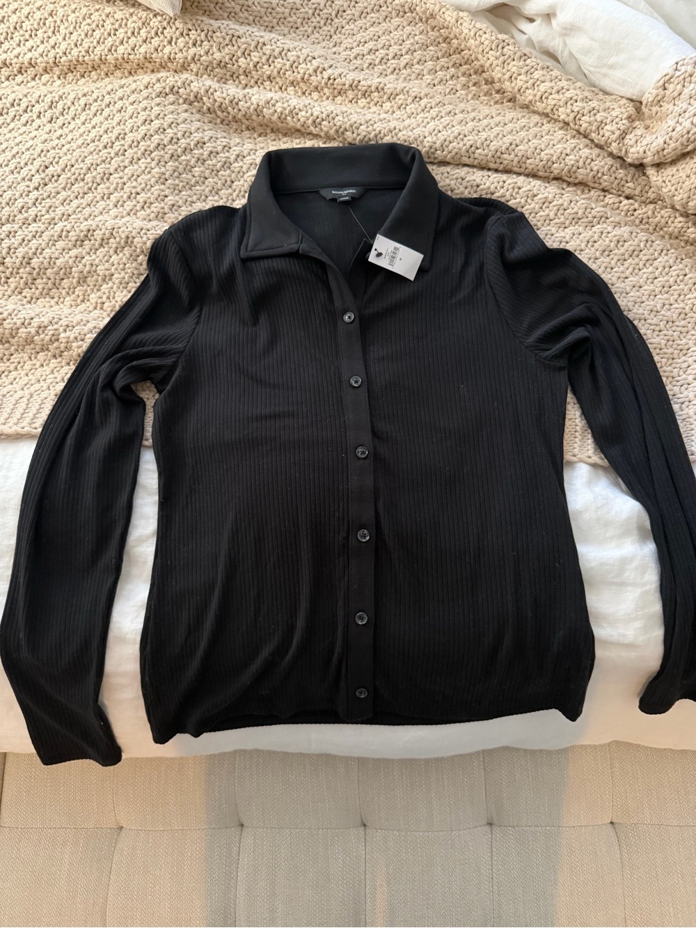 Banana Republic BRUSHED RIBBED BUTTON TOP